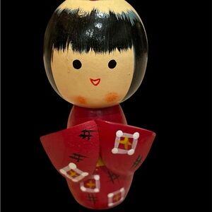 Super Cute Red Kokeshi Doll Figurine